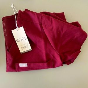 FIGS Burgundy Catarina Scrub Top - XS. NWT